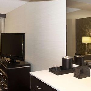 Premium Suite